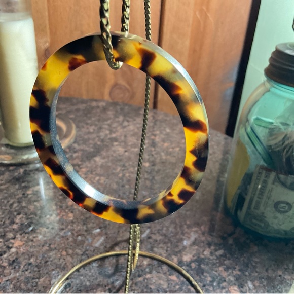 🔥HP🔥Salvatore Ferragamo Vintage Lucite Tortoise Bracelet + Gifts - Picture 3 of 12